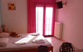 Giola Aparments And Studios 2